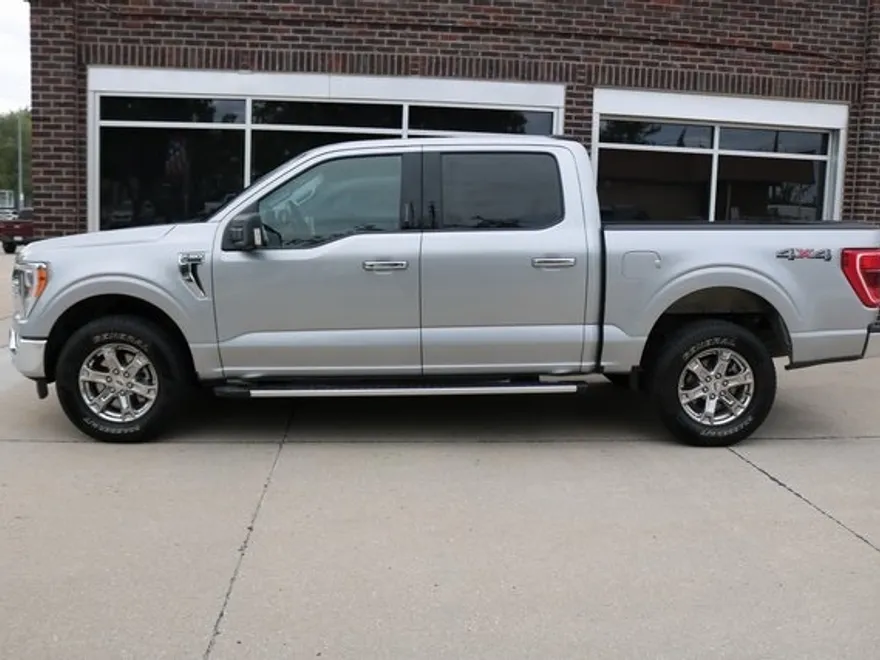 2022 Ford F-150 XLT photo 1