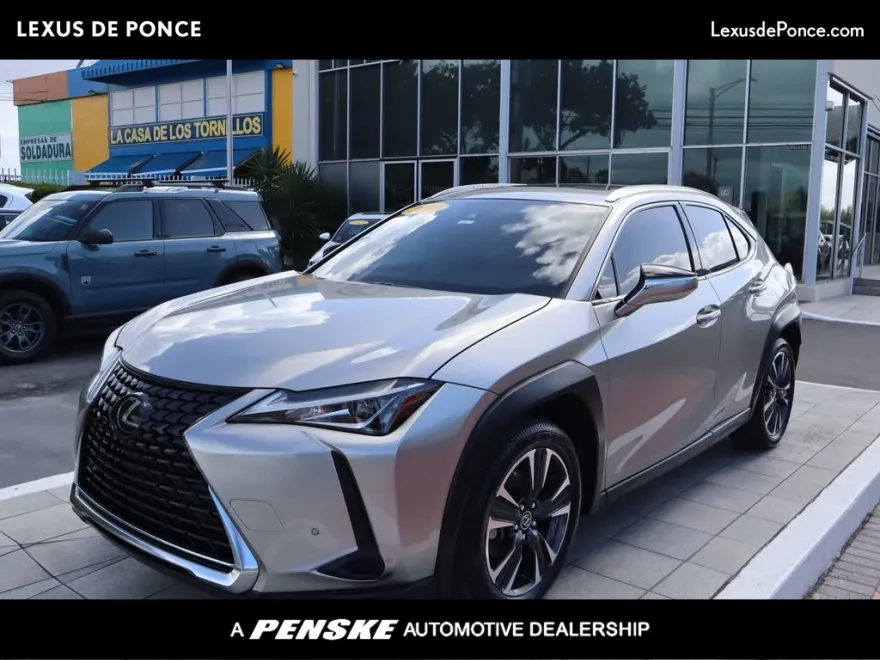 2020 Lexus UX 200 photo 1