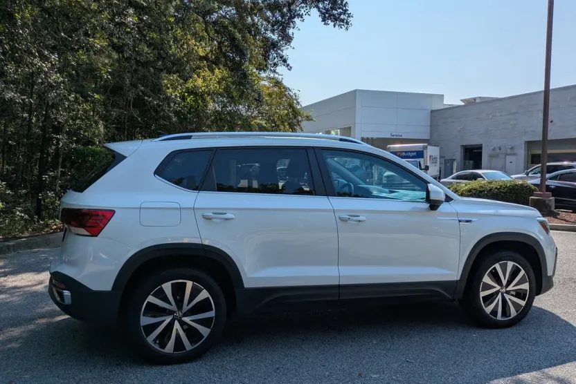 2018 Volkswagen Atlas V6 SE photo 1