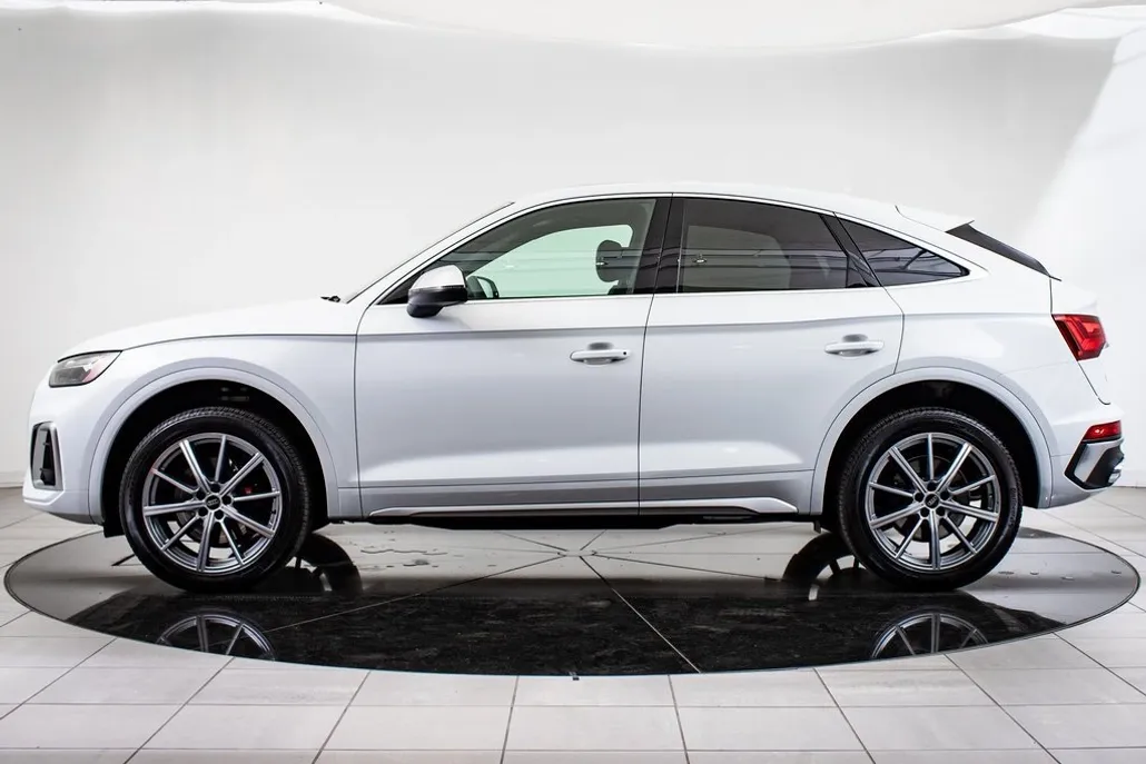 2024 Audi SQ5 Premium photo 1