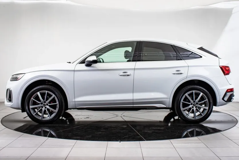 2024 Audi SQ5 Premium photo 1