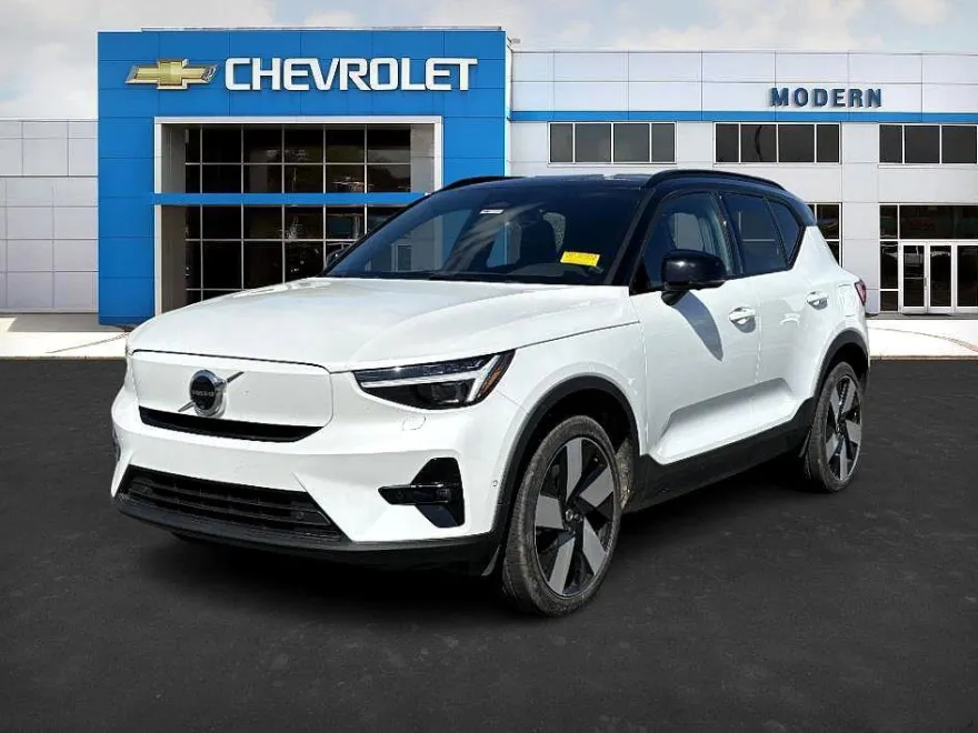 2024 Volvo XC40 Recharge Ultimate AWD photo 1