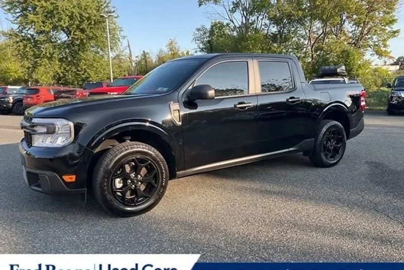 2024 Ford Maverick XLT photo 1