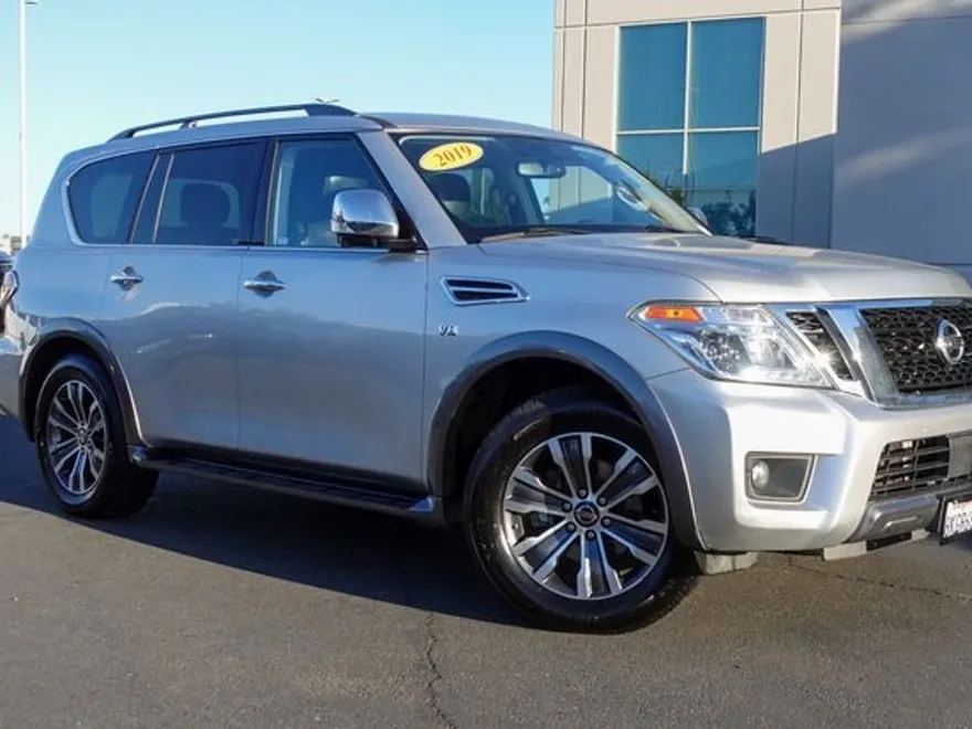 2019 Nissan Armada SL photo 1