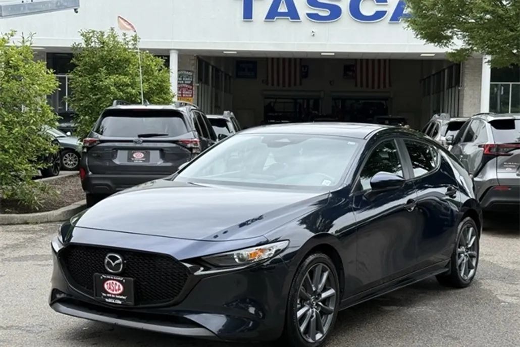 2024 Mazda Mazda3 2.5 s Preferred photo 1