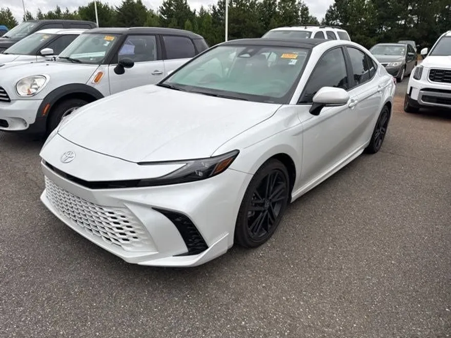 2025 Toyota Camry XSE photo 1