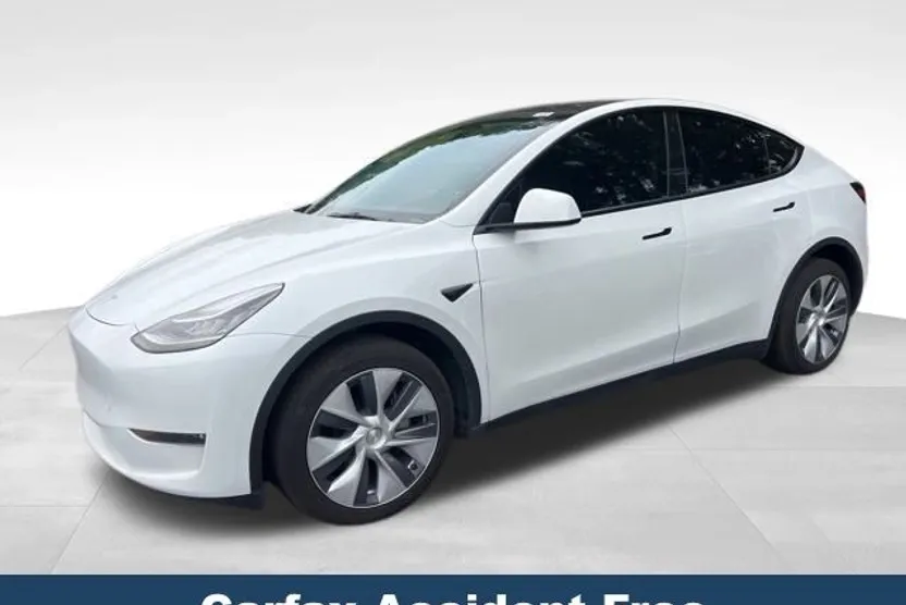 2023 Tesla Model Y Long Range photo 1
