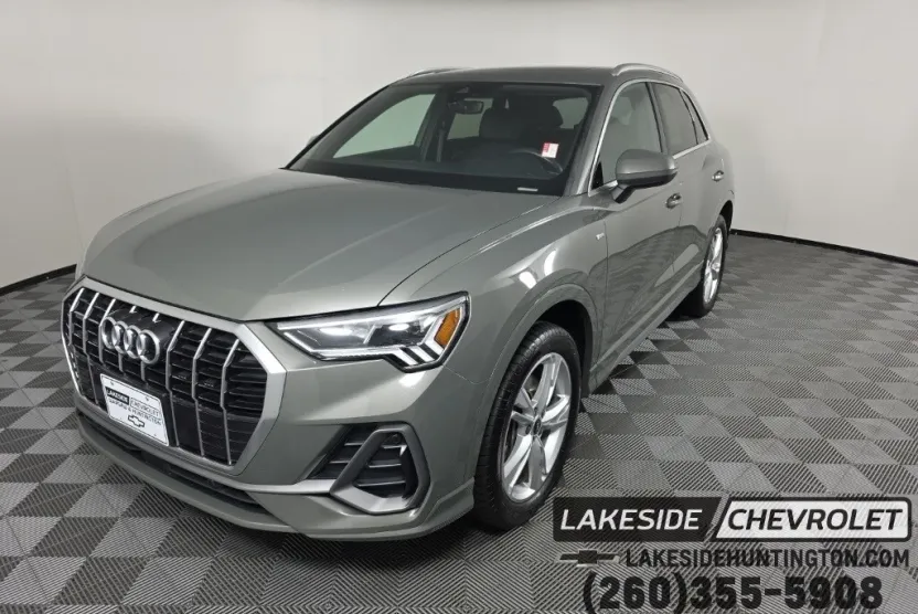 2022 Audi Q3 Premium Plus S line photo 1