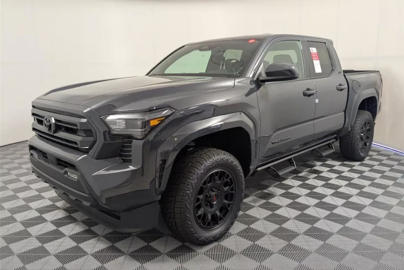 2025 Toyota Tacoma SR5 Double Cab photo 1