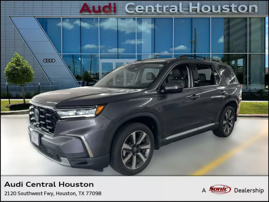 2024 Honda Pilot Elite photo 1
