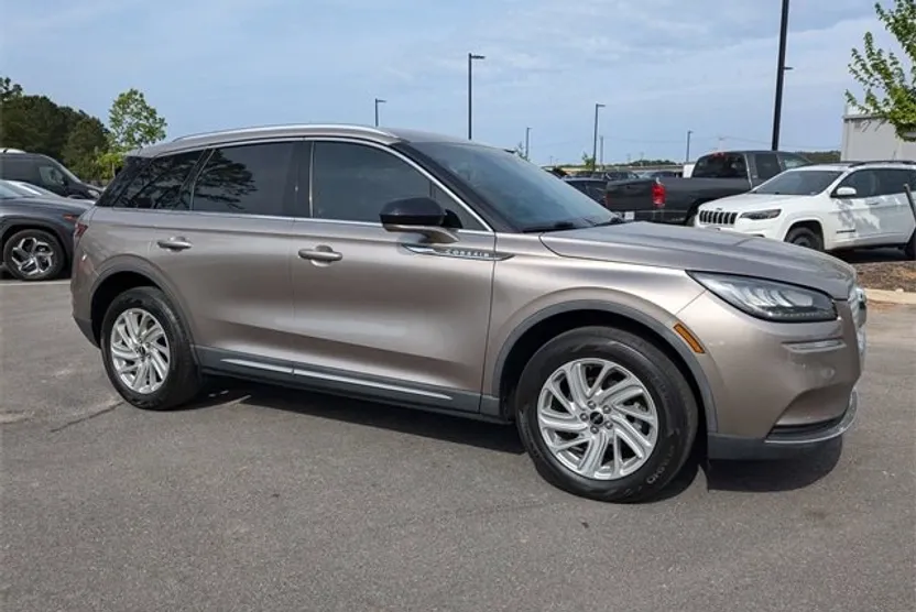 2020 Lincoln Corsair Standard photo 1