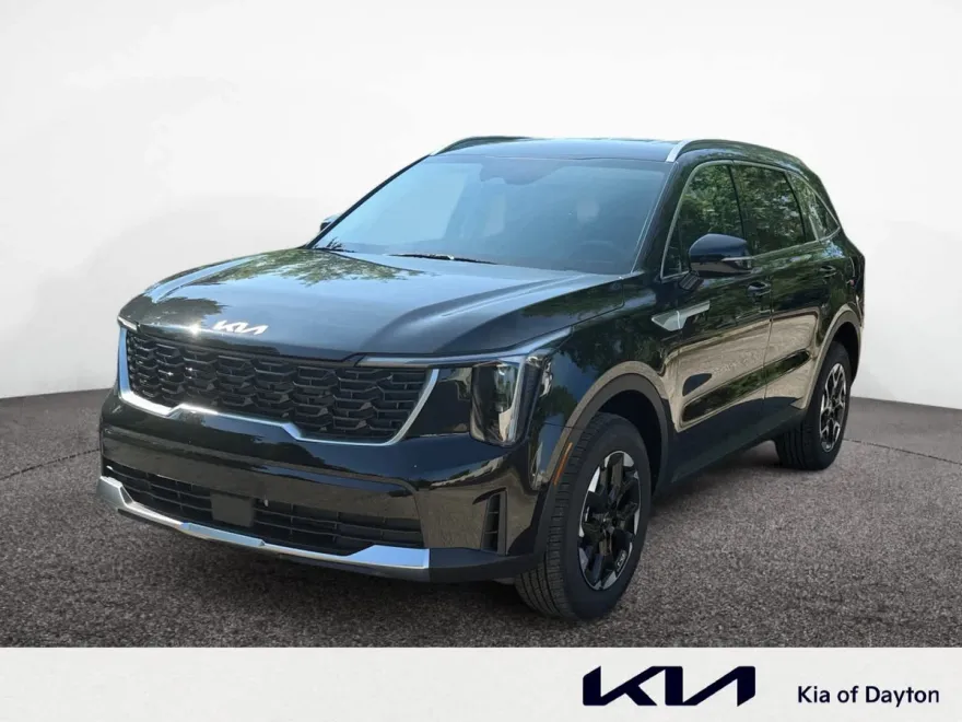 2025 Kia Sorento S photo 1