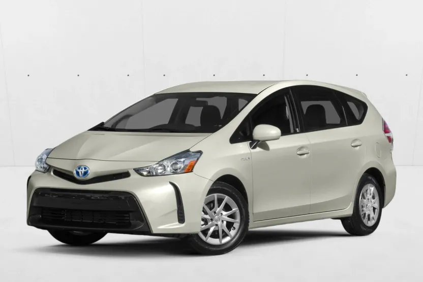 2015 Toyota Prius V Two photo 1