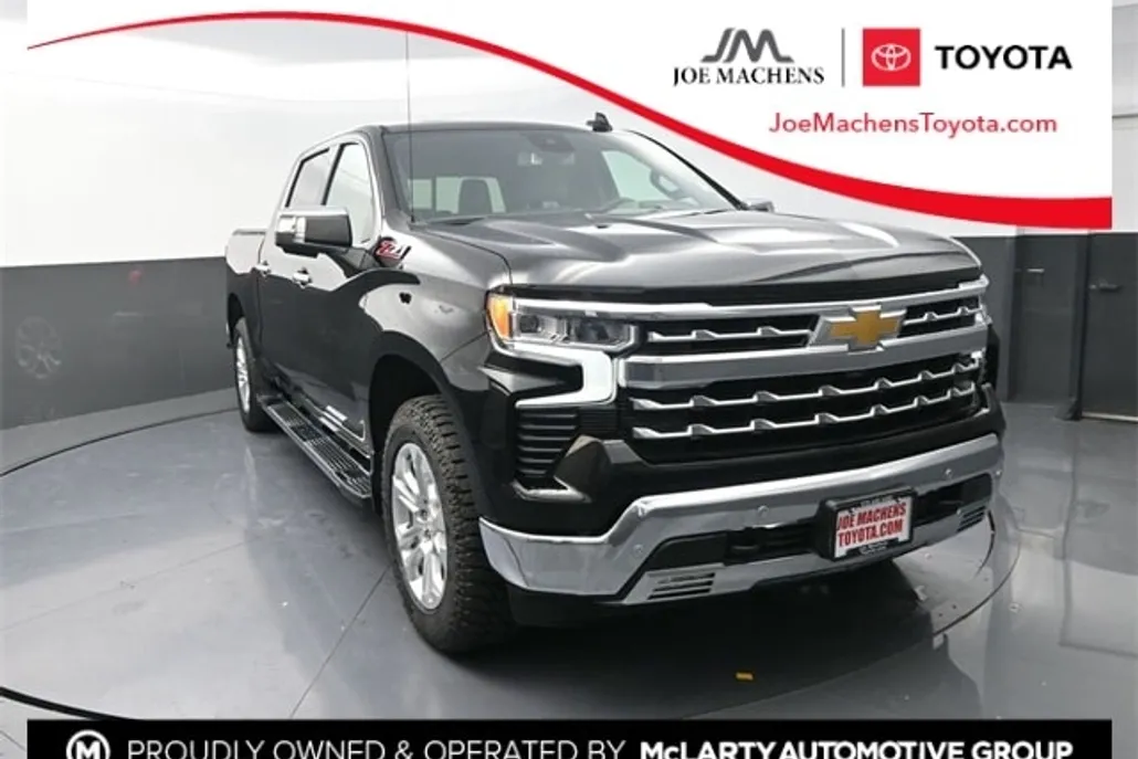 2023 Chevrolet Silverado 1500 LTZ photo 1