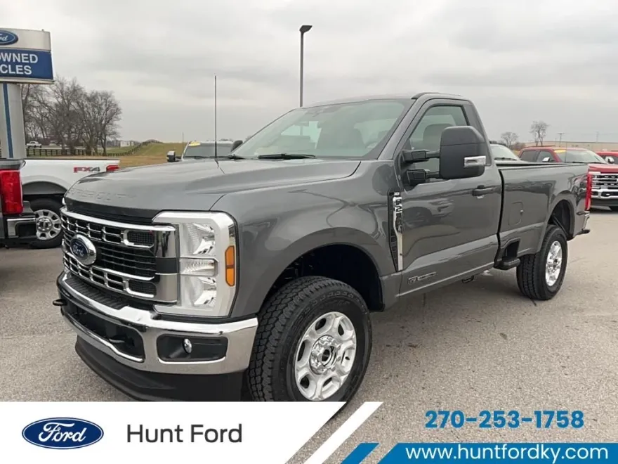2025 Ford F-250 XLT photo 1