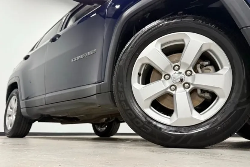 2019 Jeep Compass Latitude photo 1