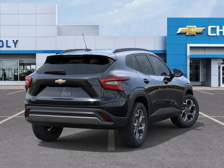 2026 Chevrolet Trax LT photo 1