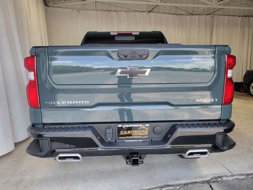2025 Chevrolet Silverado 1500 LT Trail Boss photo 1