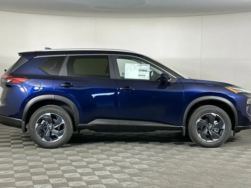 2025 Nissan Rogue SV photo 1