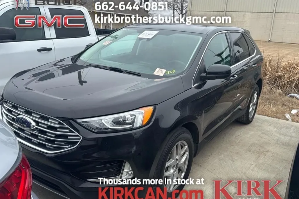 2021 Ford Edge SEL photo 1
