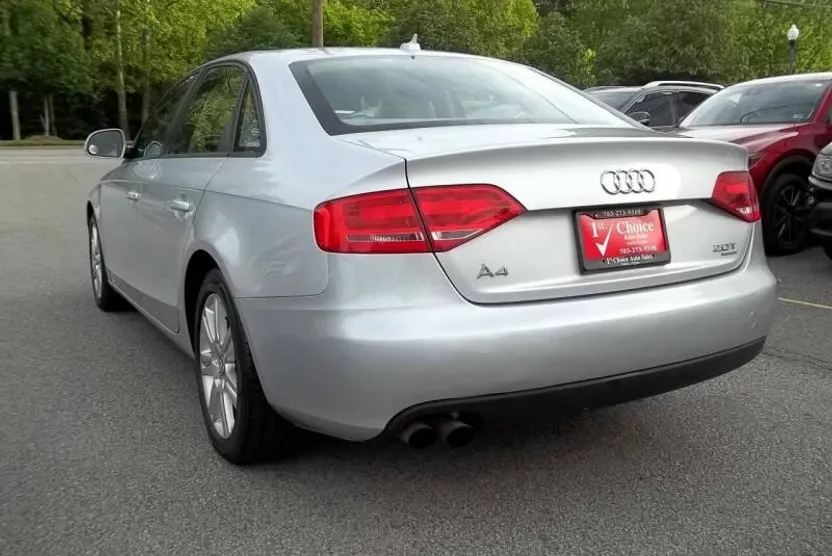 2009 Audi A4 2.0T Quattro Premium photo 1