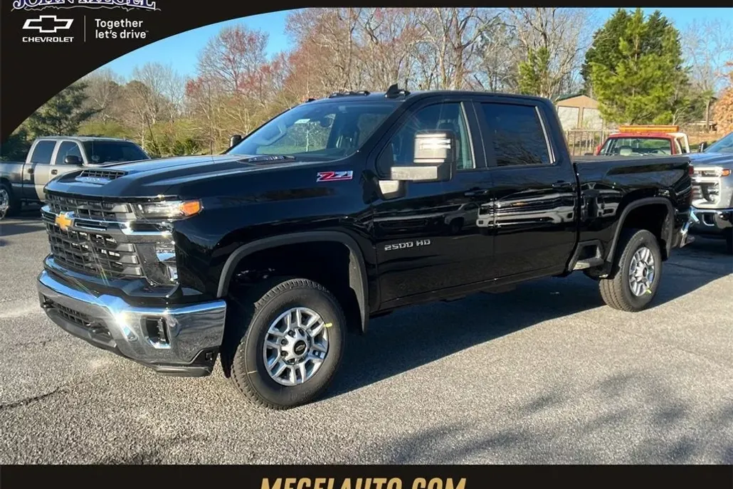 2025 Chevrolet Silverado 2500HD LT photo 1