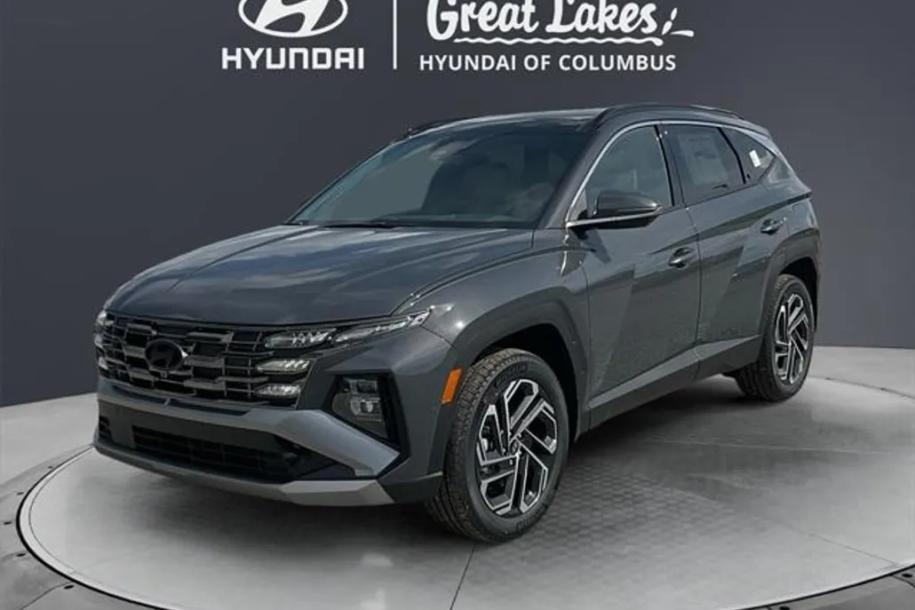2025 Hyundai Tucson Limited photo 1