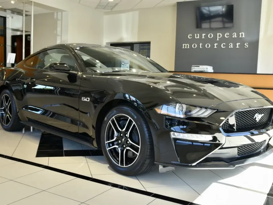 2022 Ford Mustang GT Premium photo 1