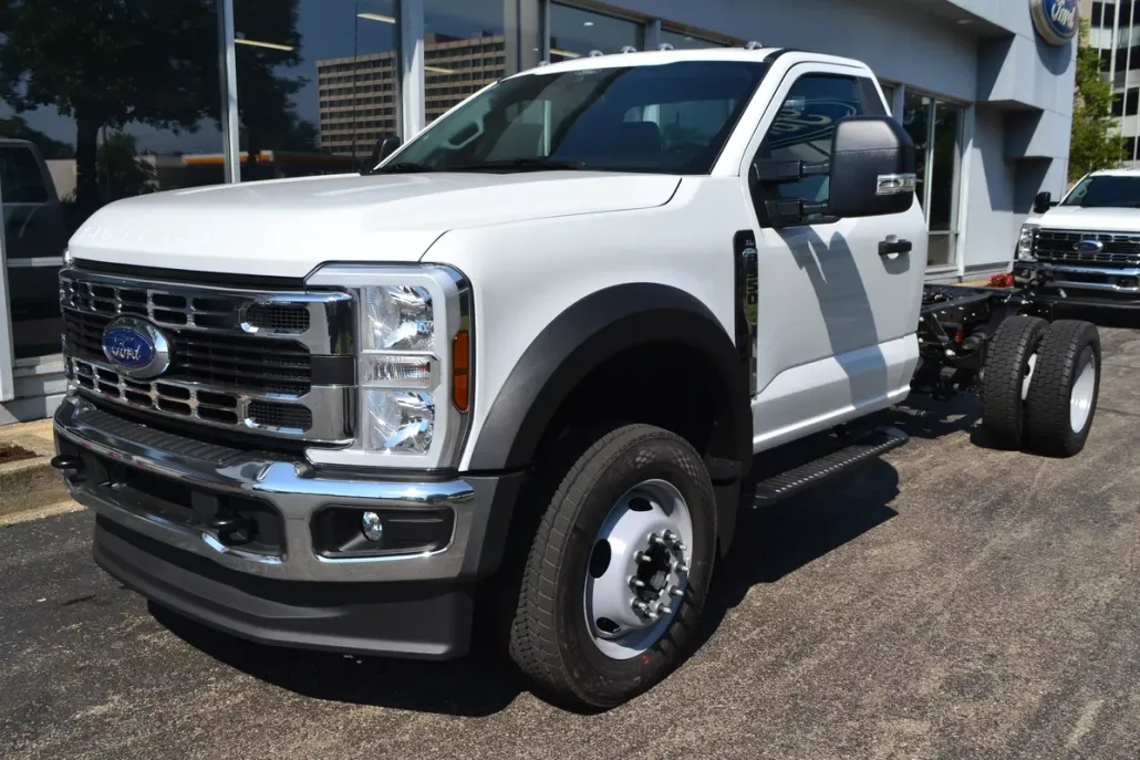 2024 Ford F-550 XL photo 1