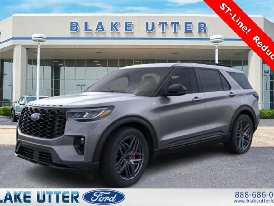 2025 Ford Explorer ST-Line photo 1