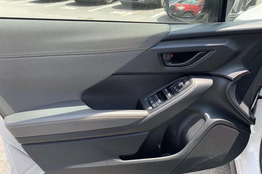 2025 Subaru Crosstrek Sport photo 1