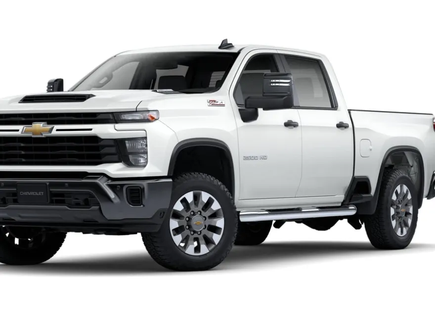 2025 Chevrolet Silverado 2500HD Custom photo 1