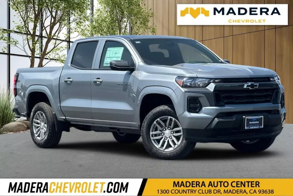 2025 Chevrolet Colorado Work Truck LT photo 1