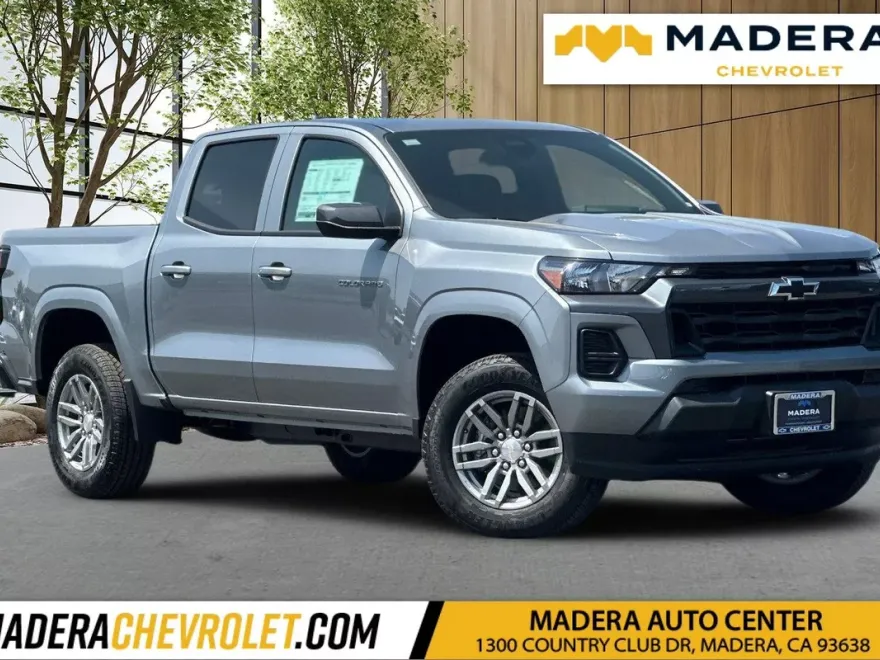 2025 Chevrolet Colorado Work Truck LT photo 1