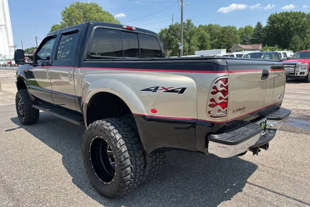 2000 Ford F-350 Lariat photo 1