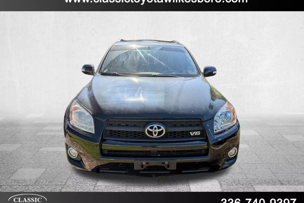 2010 Toyota RAV4 Sport photo 1
