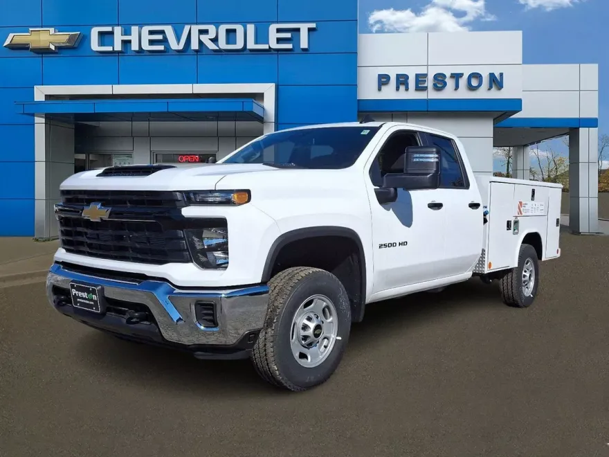 2025 Chevrolet Silverado 2500HD photo 1