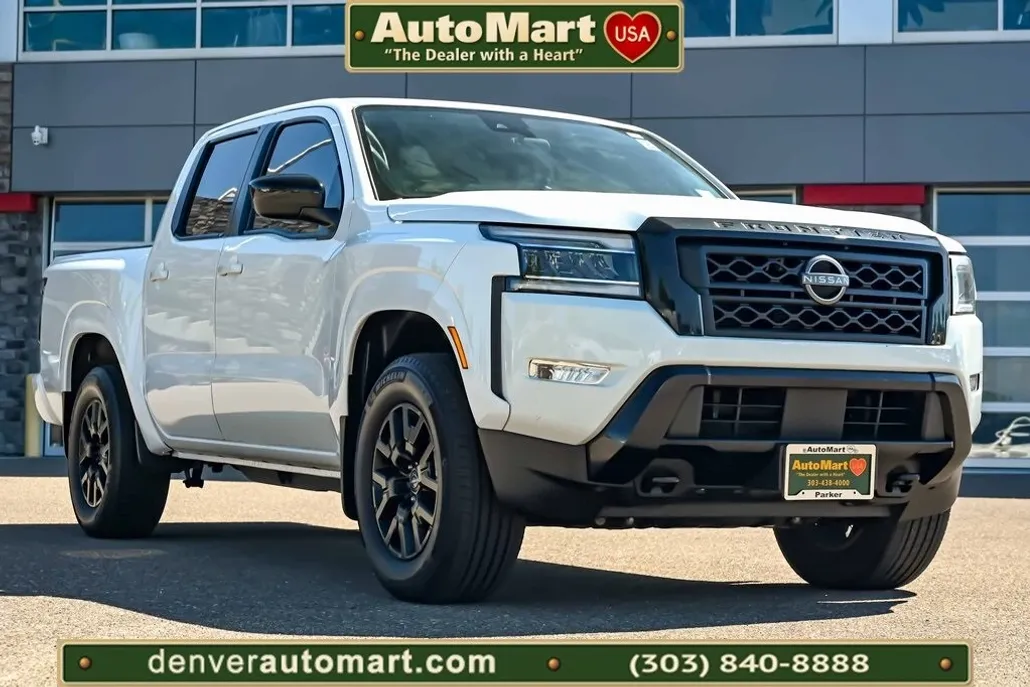 2023 Nissan Frontier SV photo 1