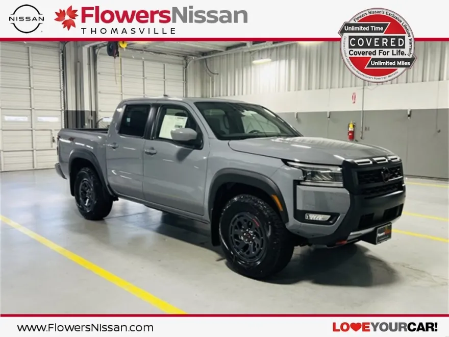 2025 Nissan Frontier PRO-4X photo 1