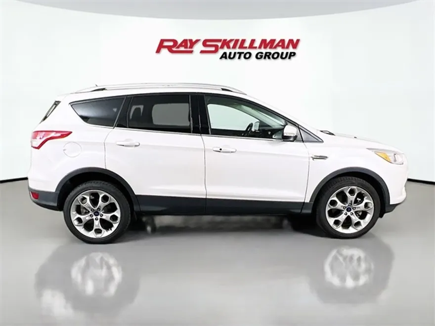 2016 Ford Escape Titanium photo 1
