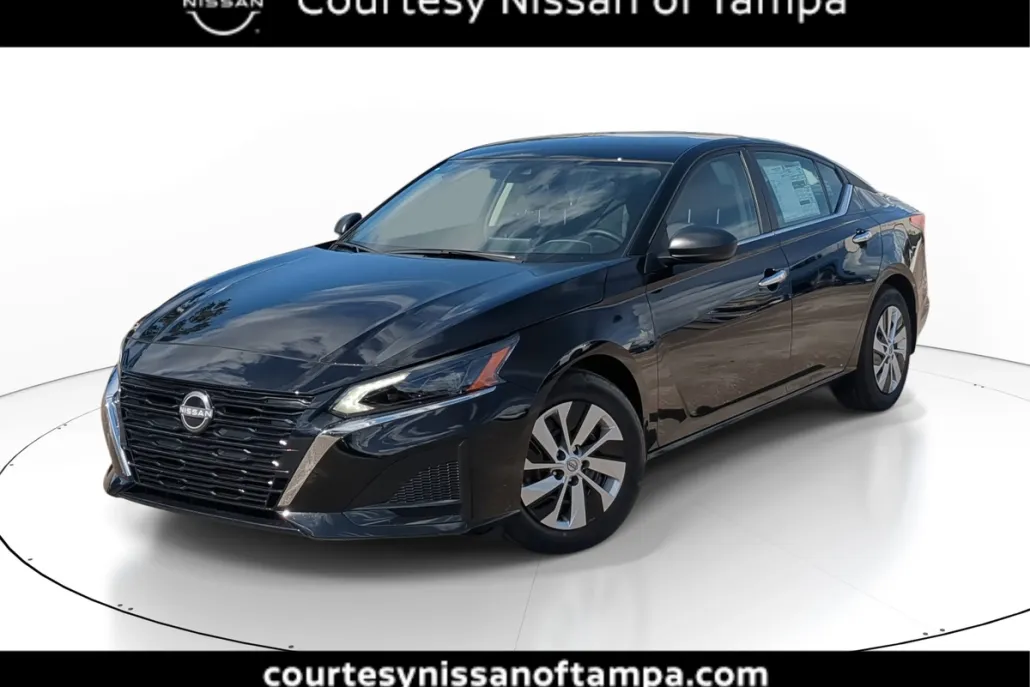 2025 Nissan Altima S photo 1