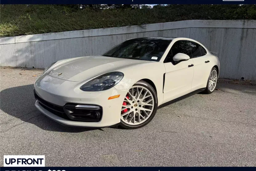 2020 Porsche Panamera GTS photo 1