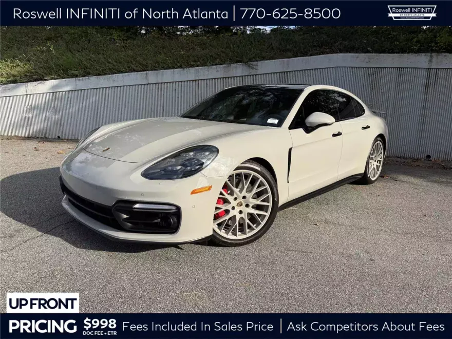 2020 Porsche Panamera GTS photo 1