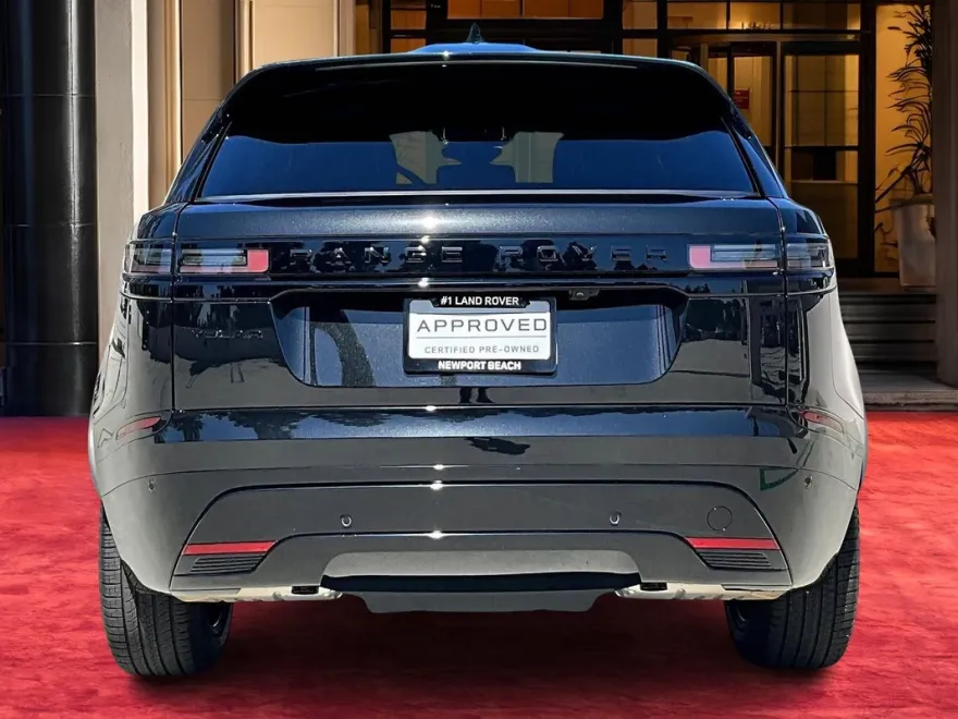 2025 Land Rover Range Rover Velar SE photo 1
