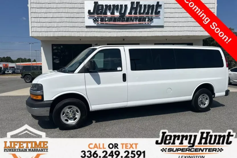 2024 Chevrolet Express 3500 LT photo 1