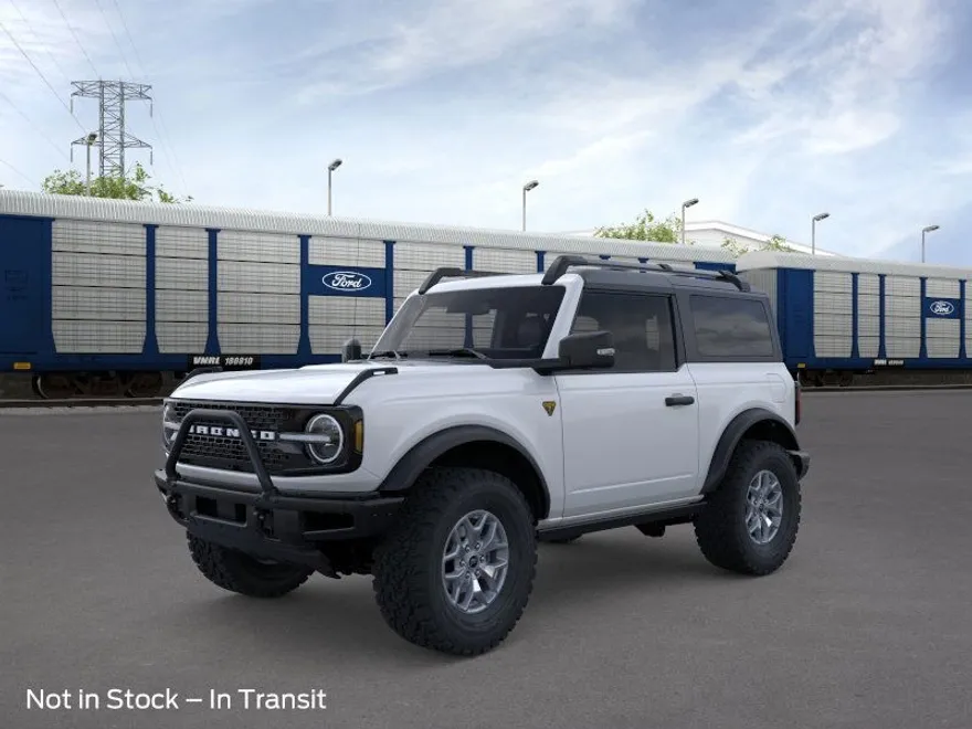 2025 Ford Bronco Badlands photo 2