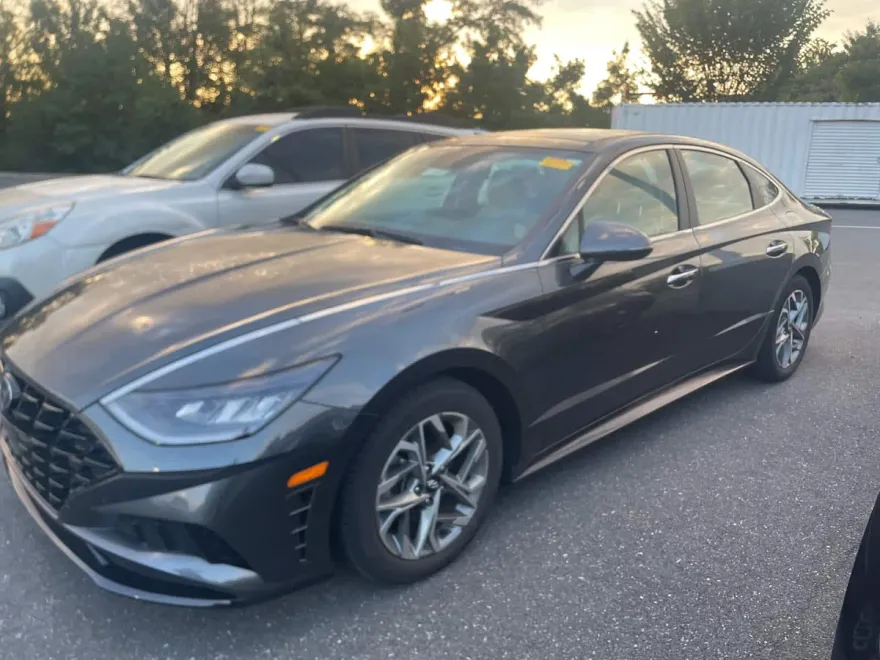 2023 Hyundai Sonata SEL photo 1