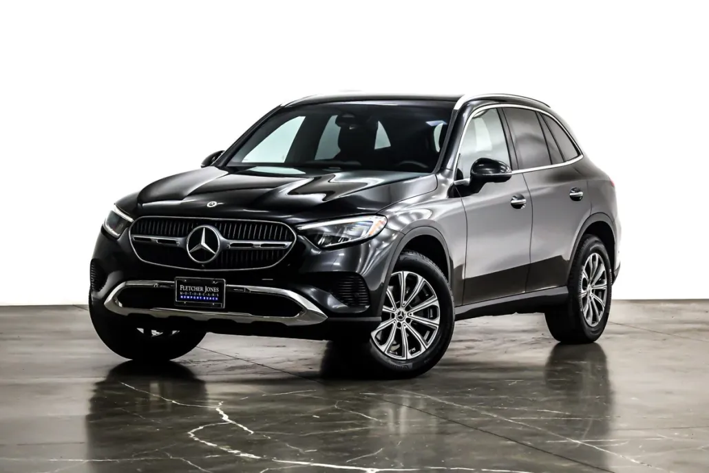 2024 Mercedes Benz GLC 300 photo 1