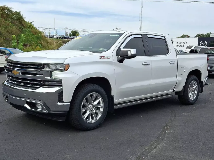 2022 Chevrolet Silverado 1500 LTZ photo 1