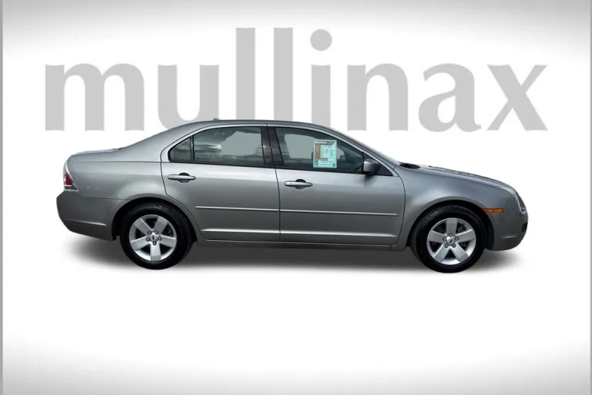 2009 Ford Fusion SE photo 1